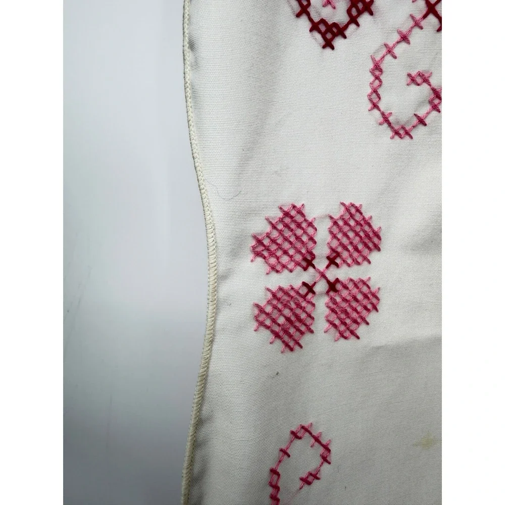 Vintage Embroidered Table Runner Dresser Scarf Cross Stitch Floral 40x14